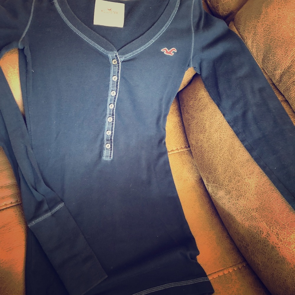 Hollister shirt